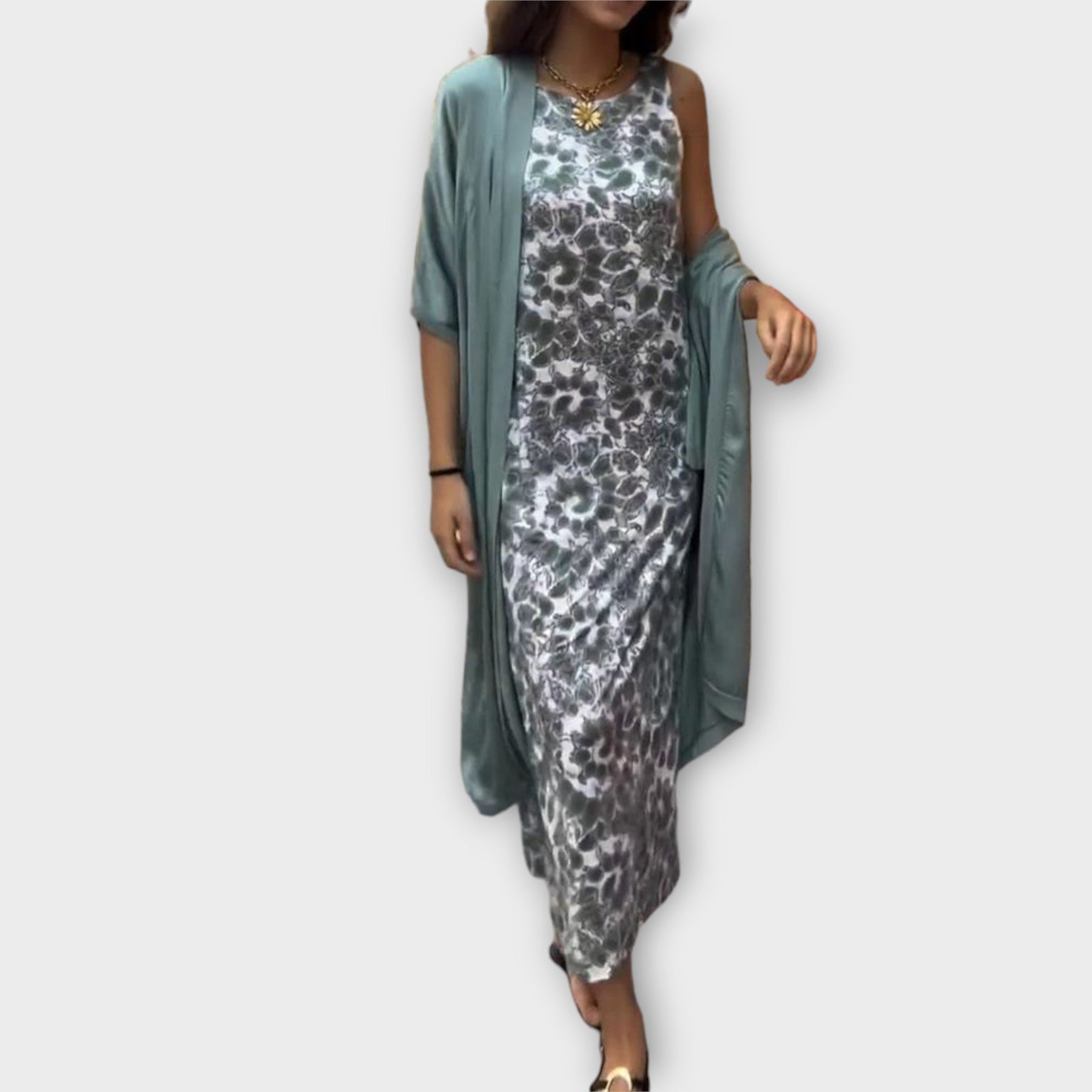Viviana – elegantní dvoudílný komplet