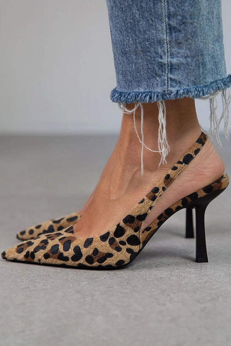 SANDALIAS DE TACÓN CON TIRA EN EL TALÓN Y ESTAMPADO DE LEOPARDO