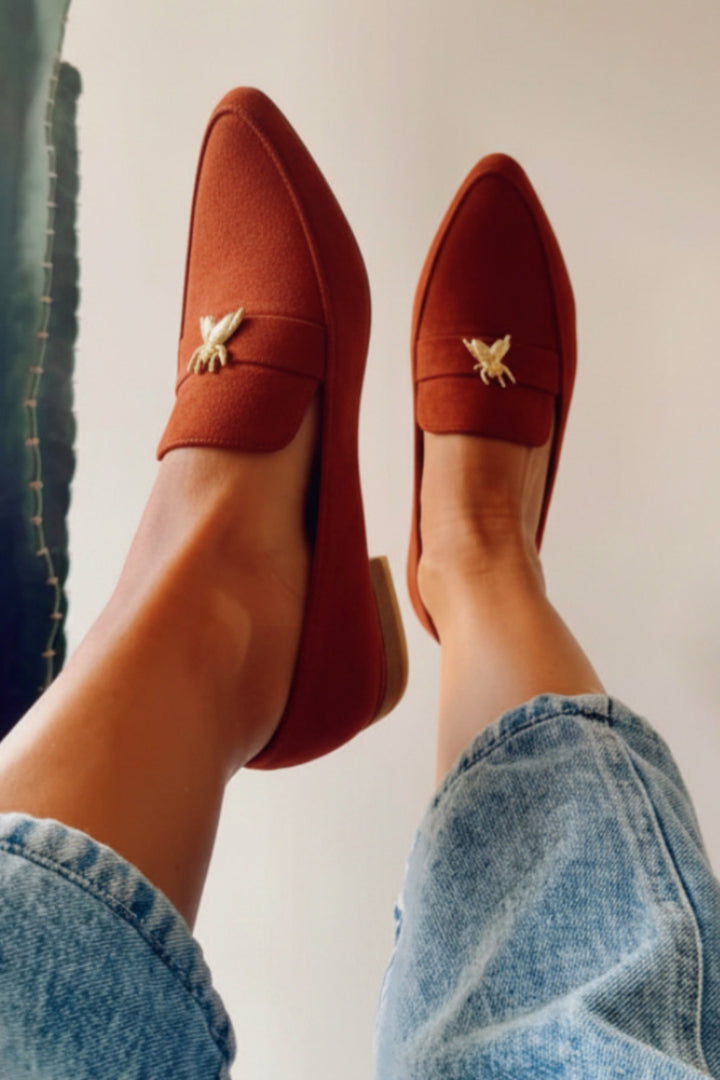 Alloy Insect Decor Pointy Toe Slip On V Cut Brown Loafers [Pre Order]