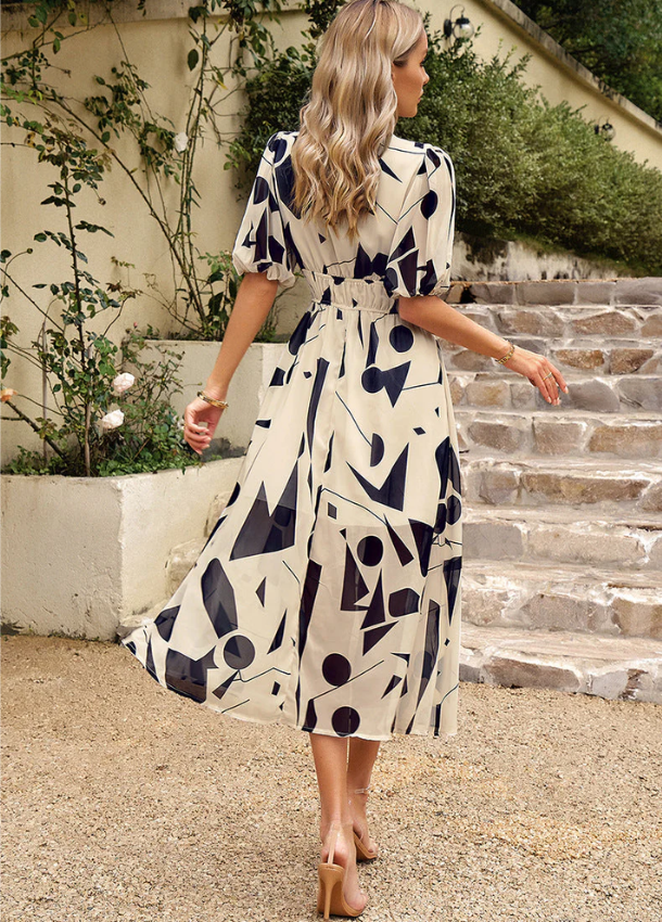 Estella | Robe Midi Fleurie Flatteuse