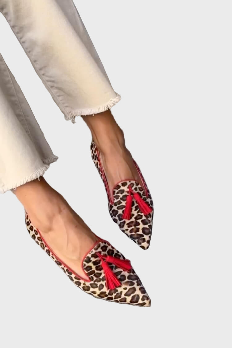 Noa | Pointed Flats with Red Tassels