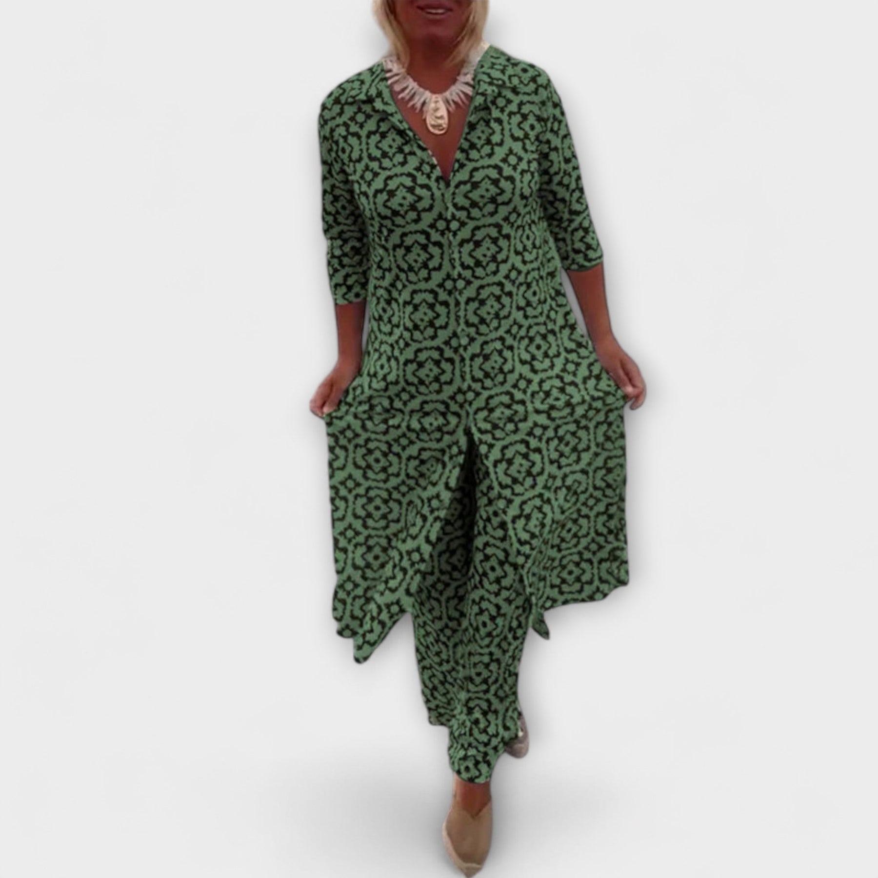 Camilla – Elegantní geometrická souprava
