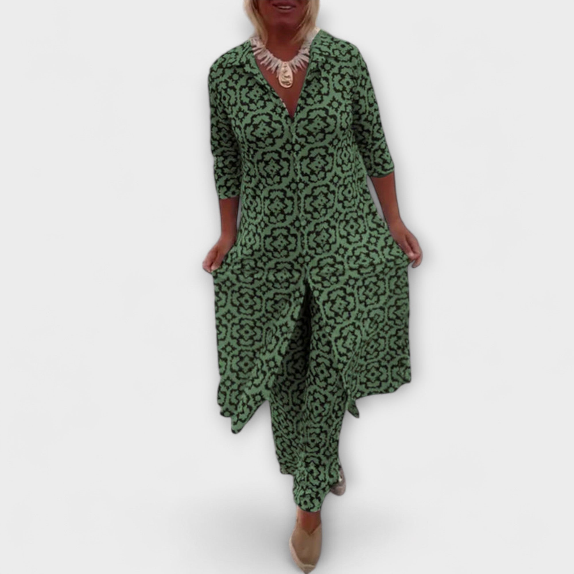 Camilla – Elegantní geometrická souprava
