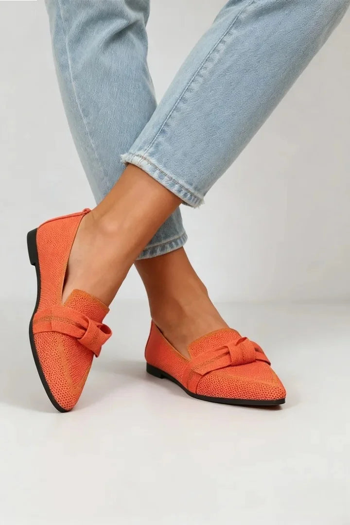 Tone-on-Tone Bow Detail Pointed Toe Knit Flats