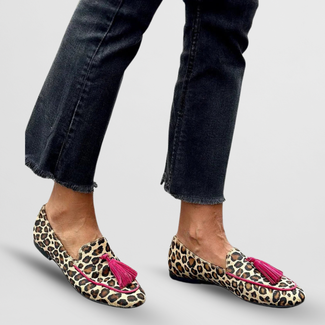 Lania | Zapatillas con borlas
