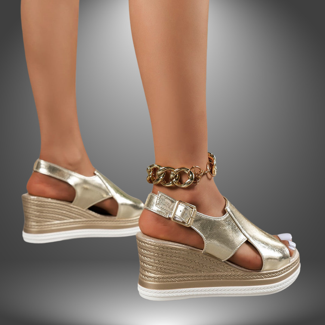 SANDALIAS DE CUÑA CON PLATAFORMA
