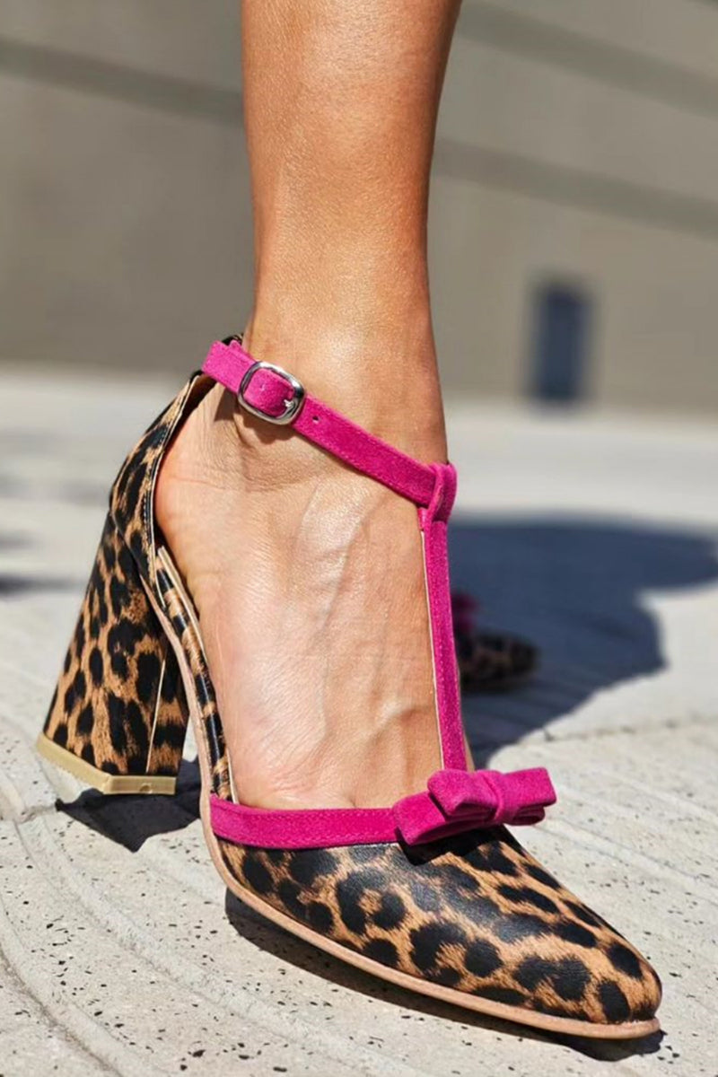 Leontina | Sandalias verdes con estampado de leopardo y detalles coloridos