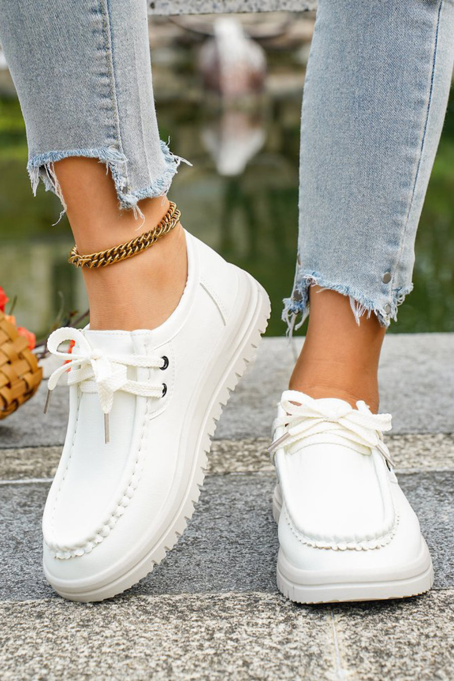 Mocassins décontractés à plateforme, bout rond, lacets et bords festonnés