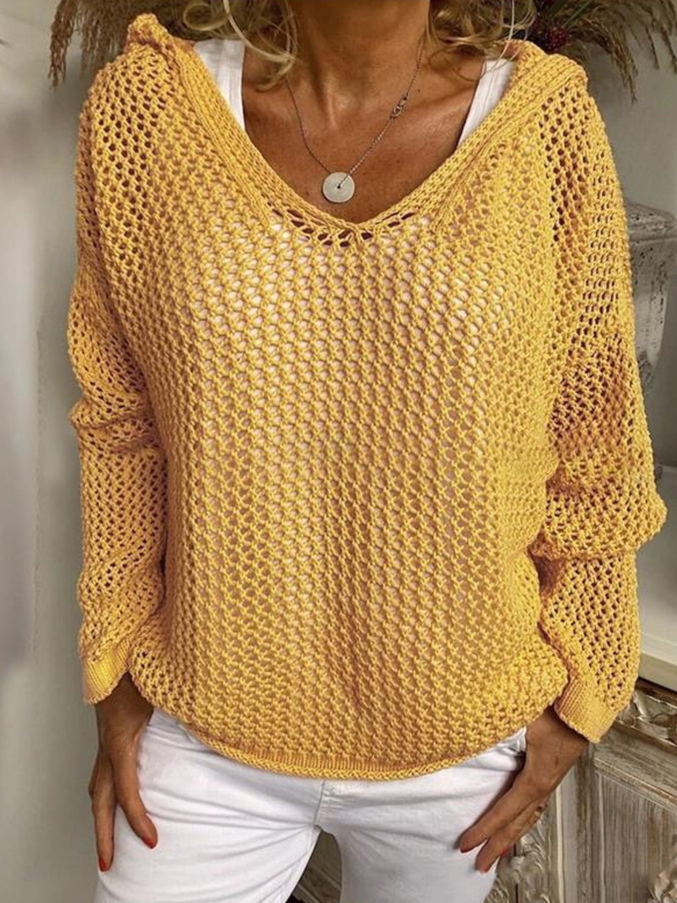 Delia – Loose-Fit Open Knit Sweater