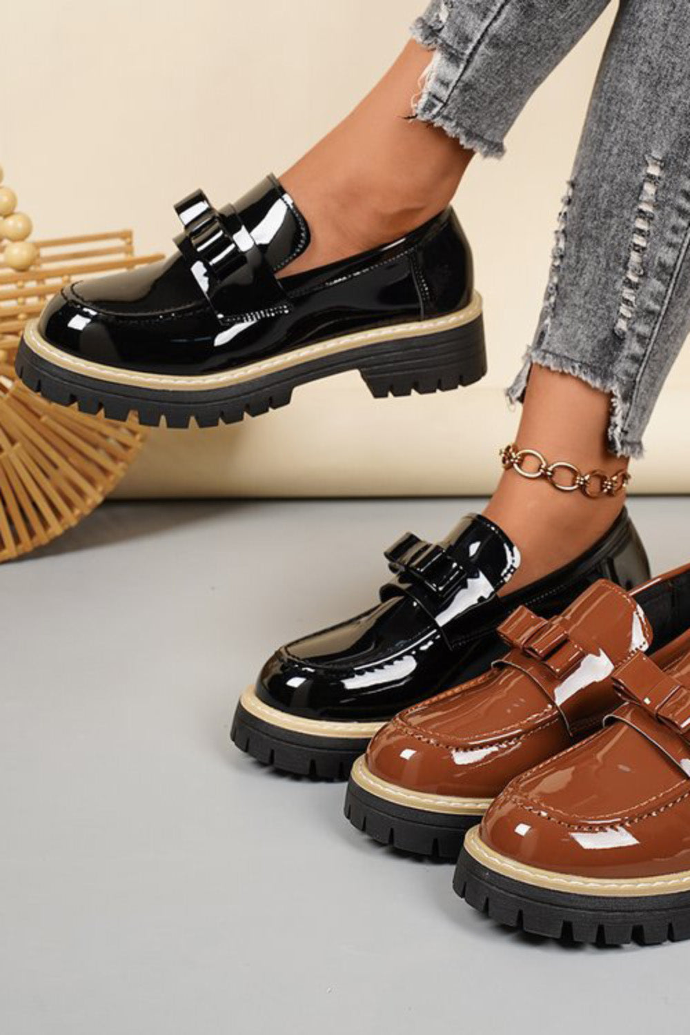 Casual Bowknot Penny Strap Decor Round Toe Platform Glossy Loafers