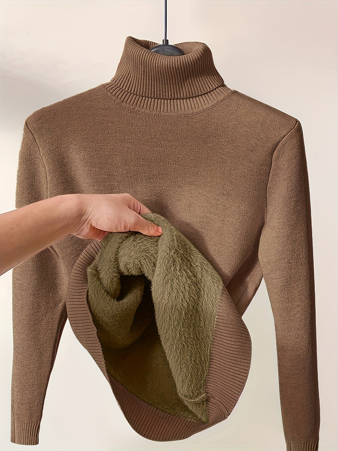 Zoe – Turtleneck Pullover
