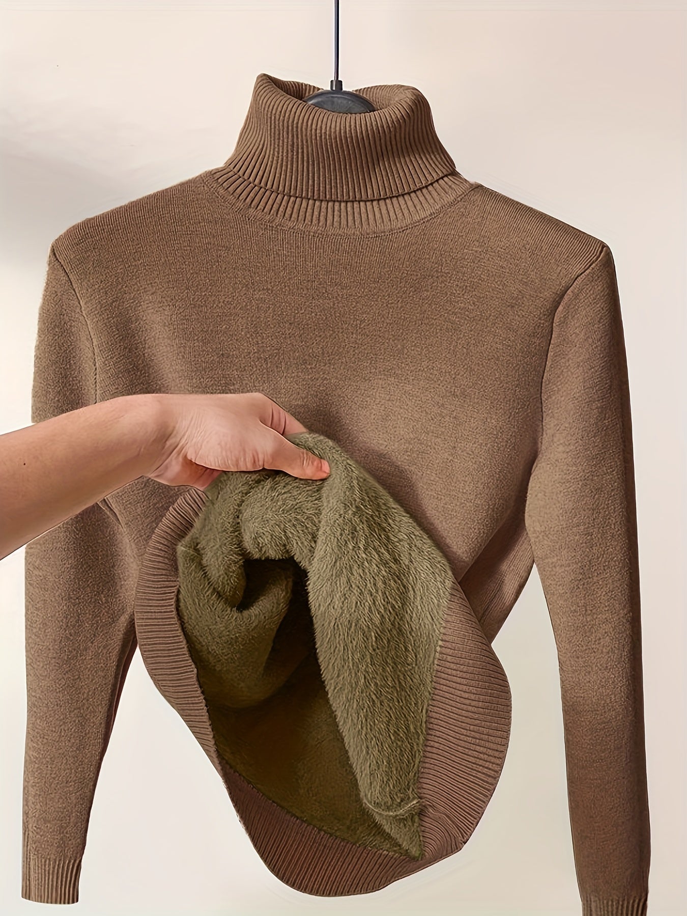 Zoe – Turtleneck Pullover