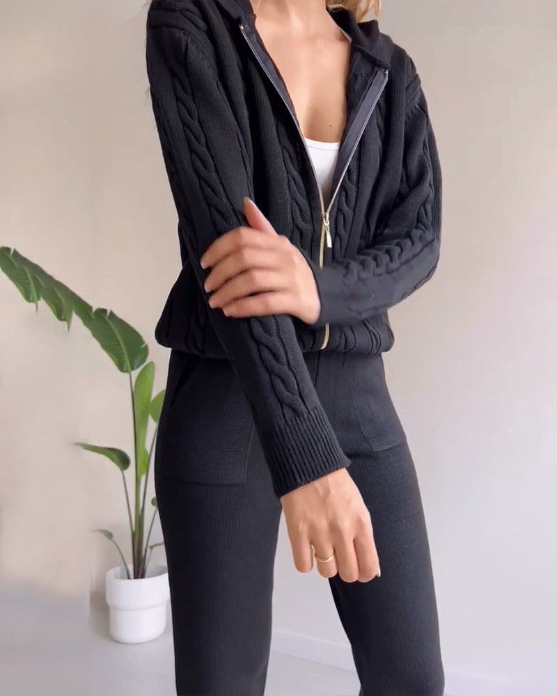 Ania – dvoudílná souprava s žakárovým vzorem Casual Twist (kopie)