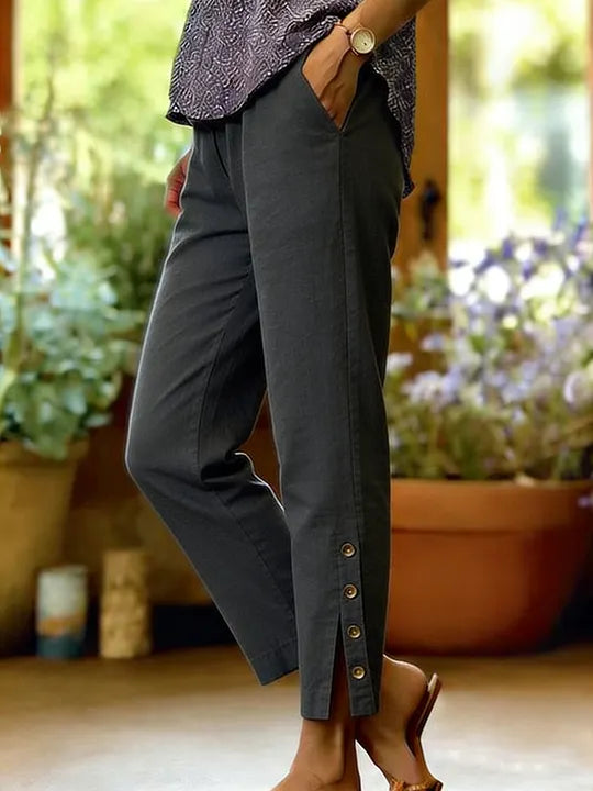 Kira – Casual Loose-Fitting Button Pants