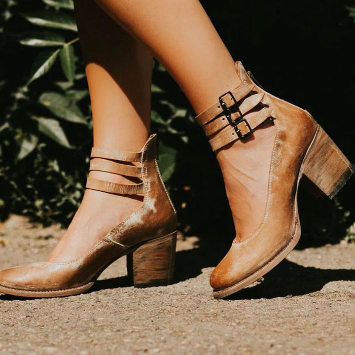 Timeless Vintage Leather Pumps