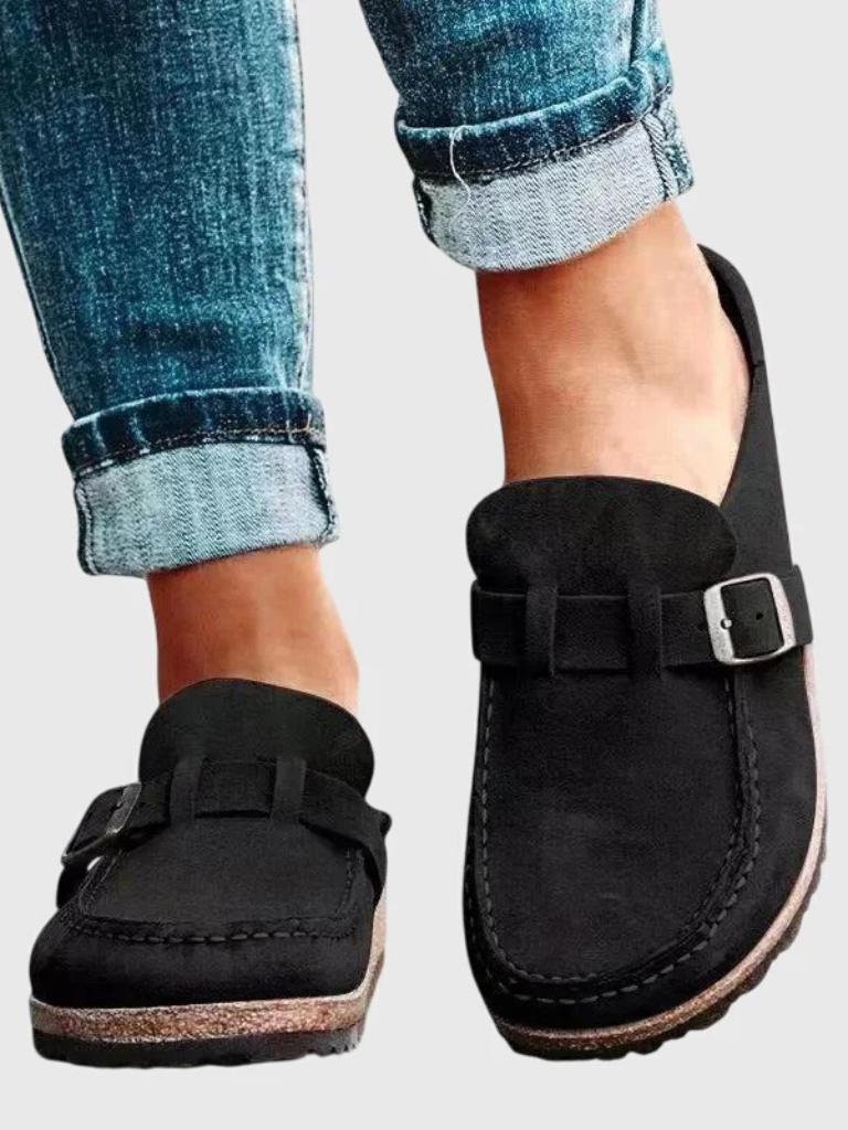THE AMY COMFORT CLOGS