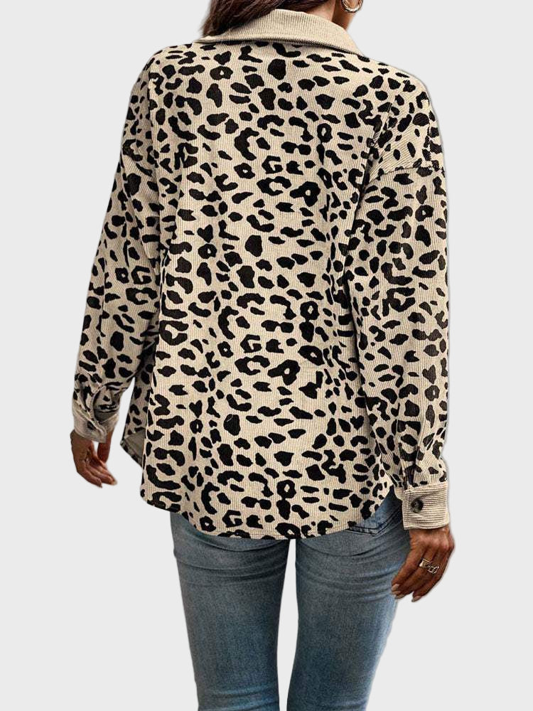Chaqueta con estampado de leopardo