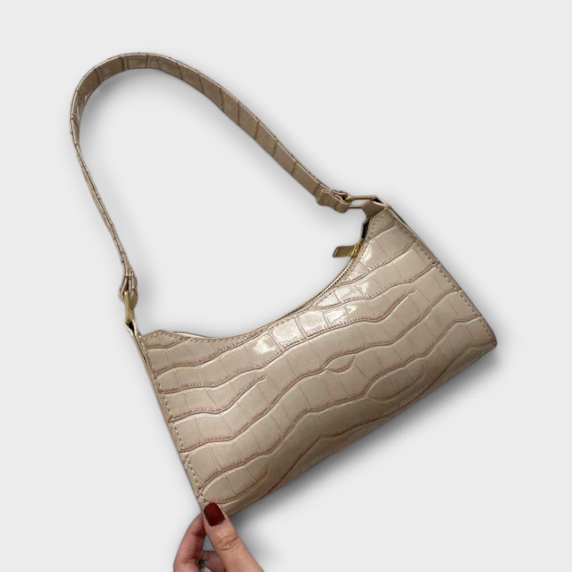 Olivia – lesklá kožená kabelka