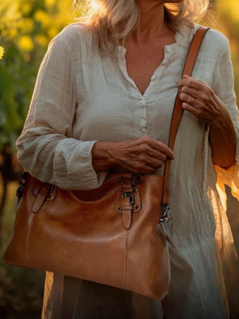 ARIAN LUXE SHOULDER BAG