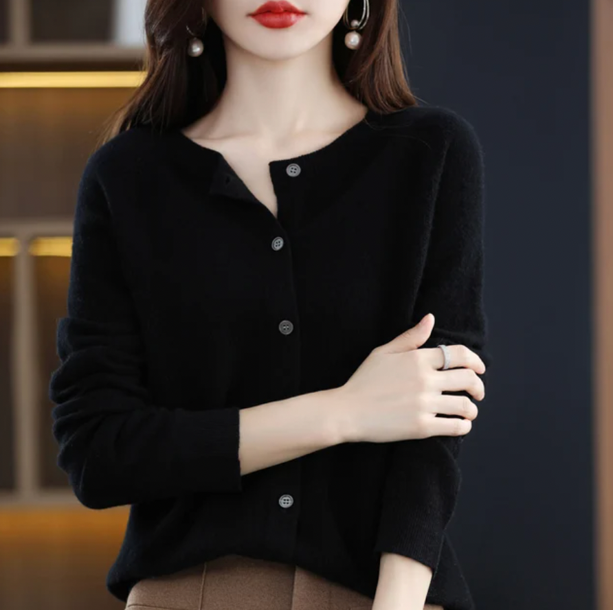 VIVIENNE I WARM COZY KNIT CARDIGAN