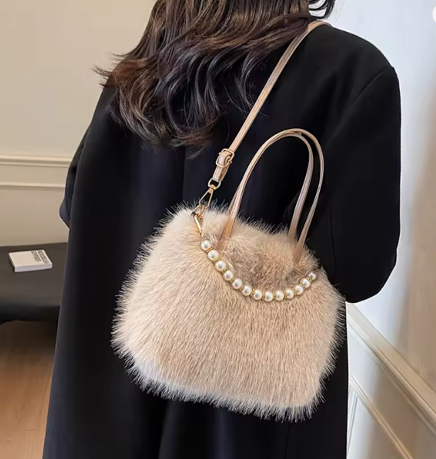 Tiffany | Crossbody kabelka z umělé kožešiny