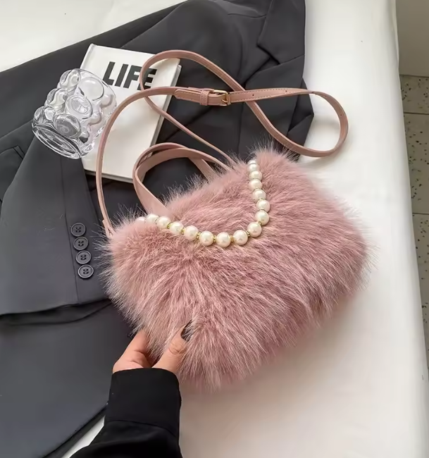 Tiffany | Crossbody kabelka z umělé kožešiny