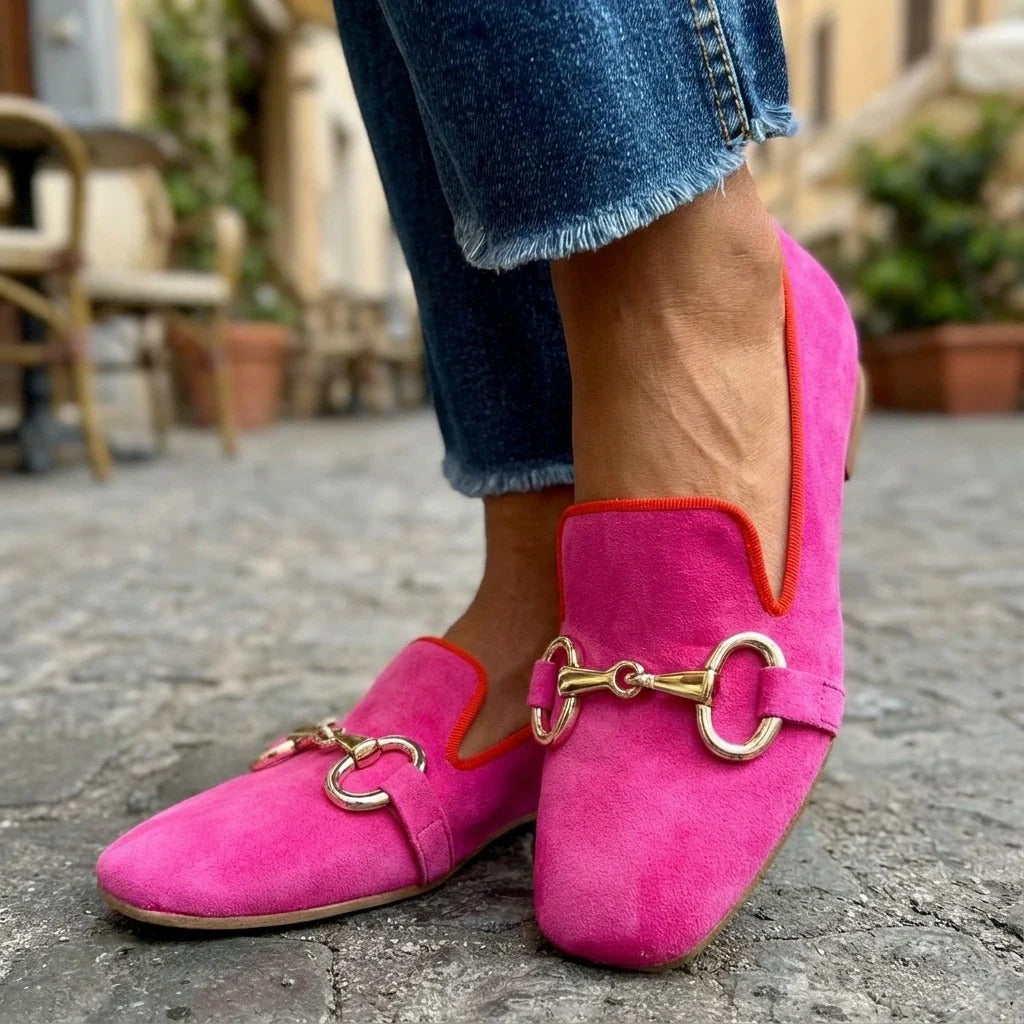 MOCASSIN FLUORESCENT AVEC DÉTAIL MÉTALLIQUE