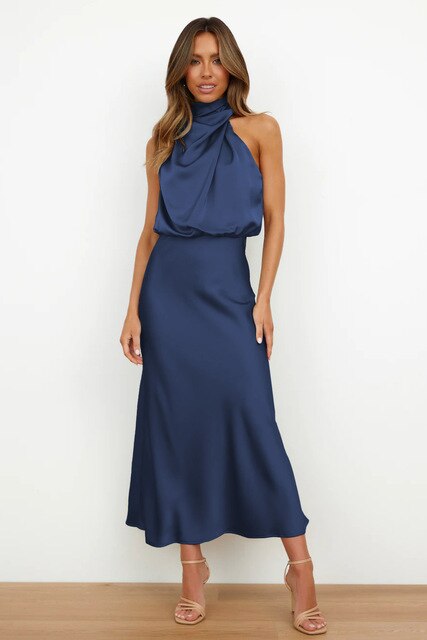 Fluid and Clean Evening Dress - Timeless Elegance for Special Occasions