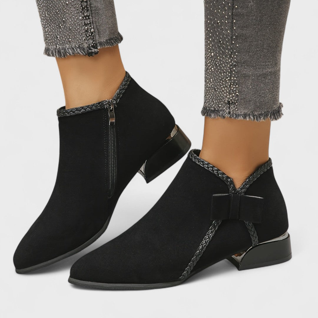 Viva | Knit Boots