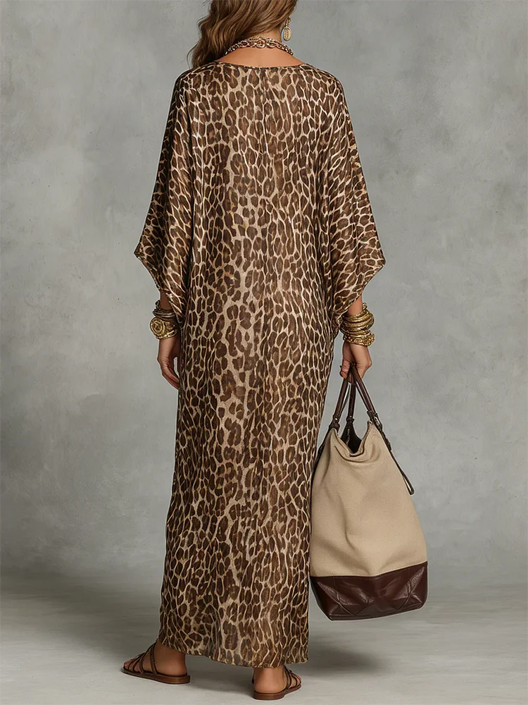 Retro-sexy Animal Print V-neck Loose-fit Dress