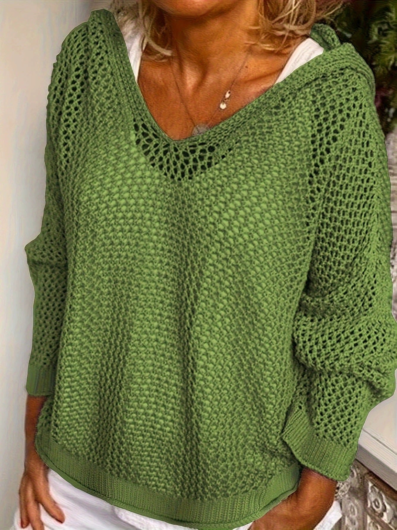 Delia – Loose-Fit Open Knit Sweater