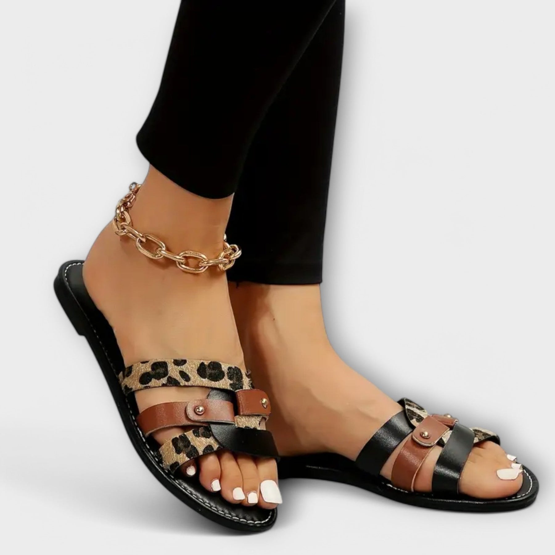 Erewyn | Sandales léopard à brides croisées
