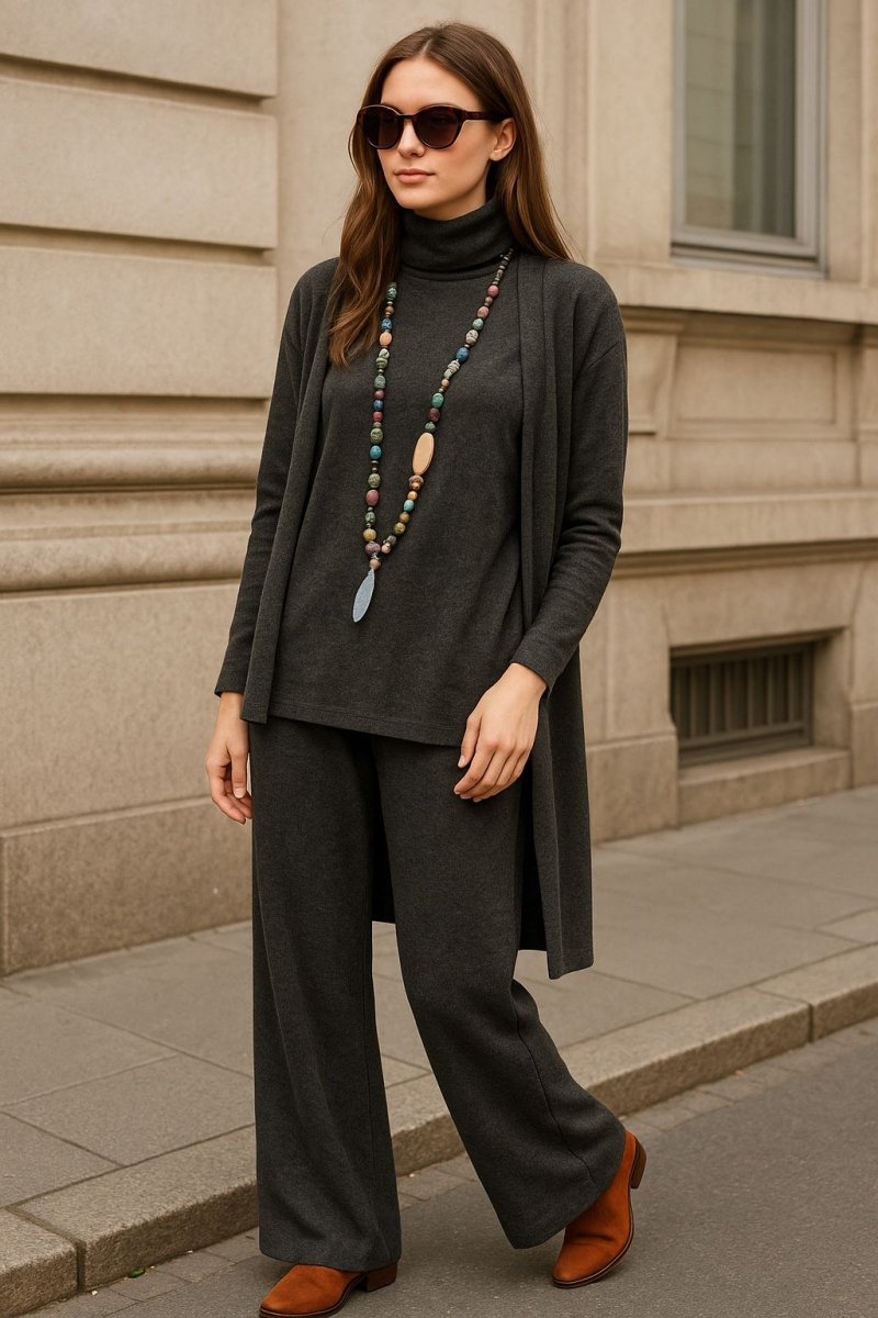 Ensemble cardigan, col roulé et pantalon Aubrey