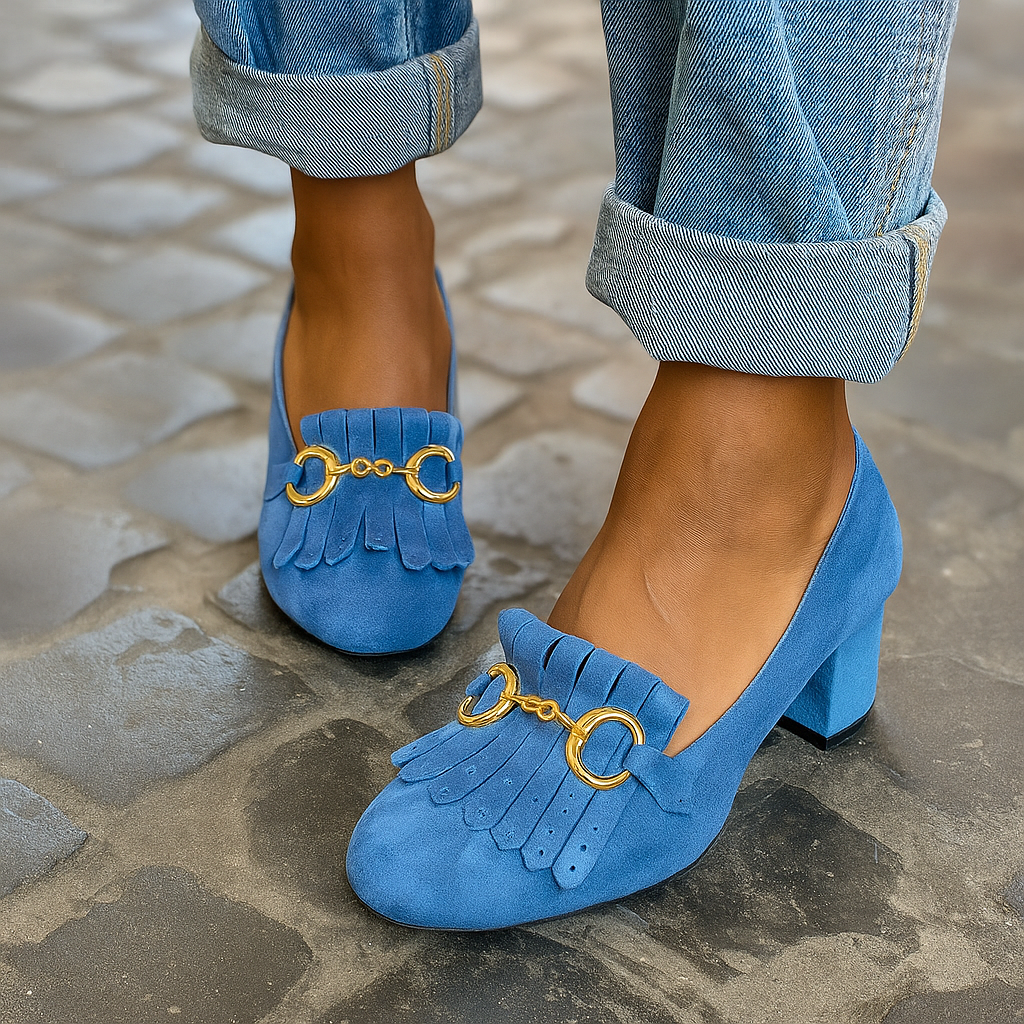MOCASÍN FLUORESCENTE CON TACONES Y DETALLE METÁLICO