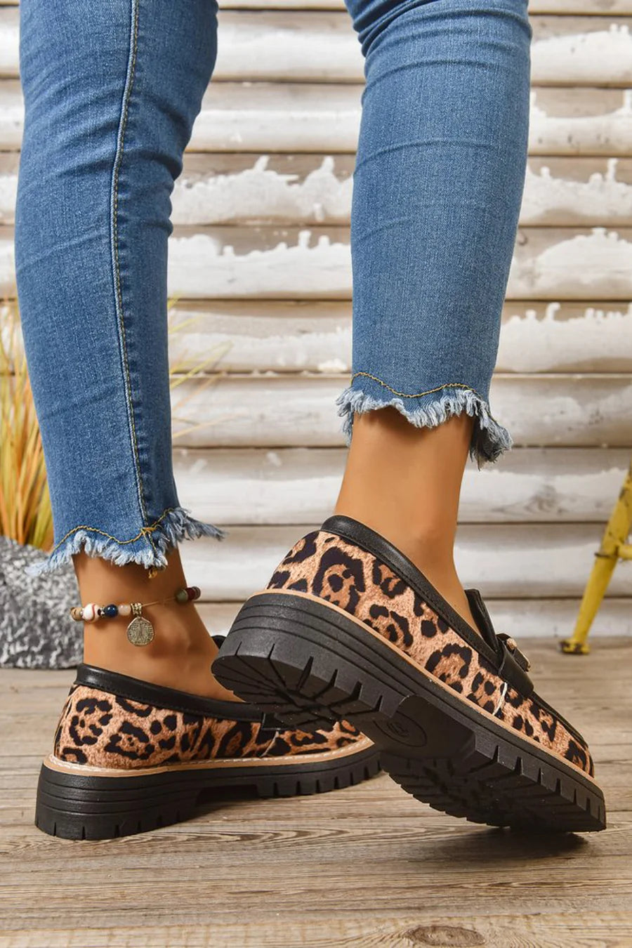 Leopard Print Contrast Trim Chain Decor Round Toe Platform Loafers