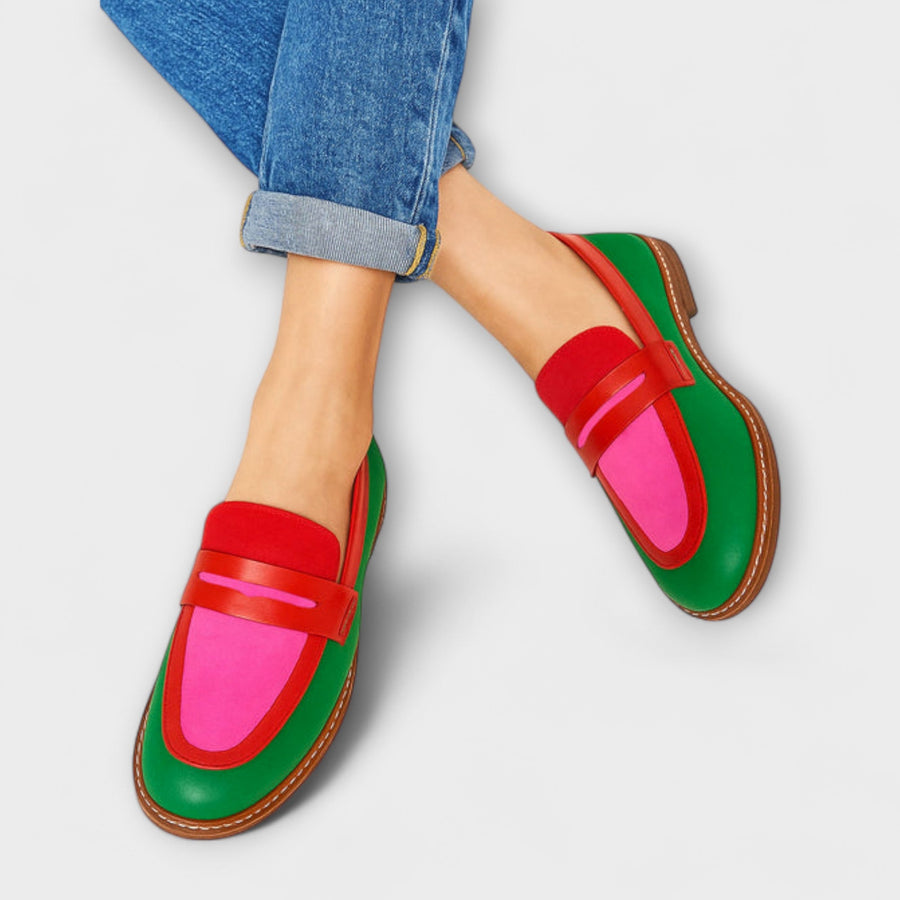 Nyla – Mocasines Color Block para un Look Casual Estiloso y Cómodo