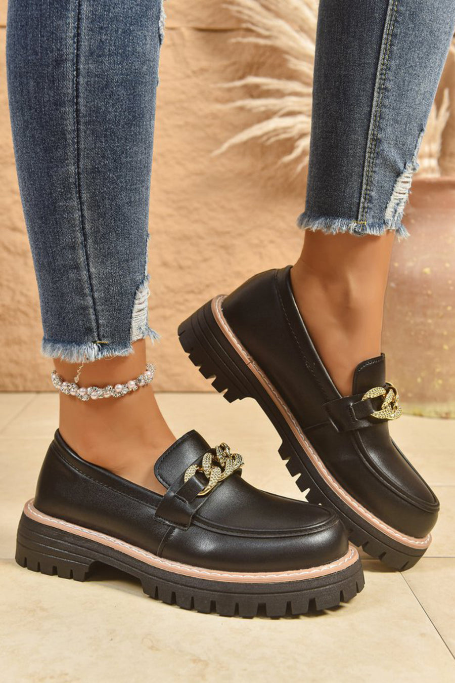 Solid Color Round Toe Chain Decor Platform Slip On Loafers