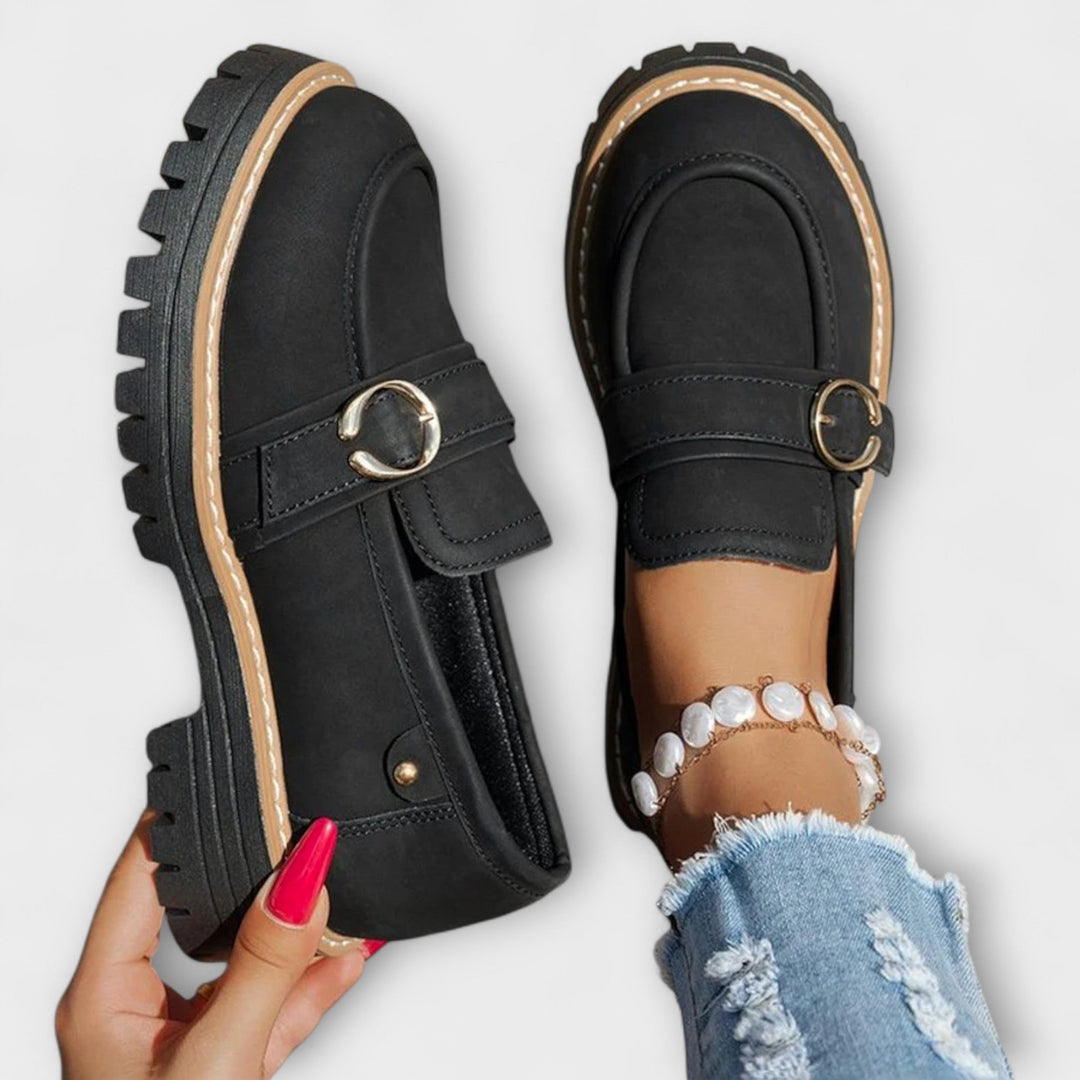 Lora – Elegant Light Moccasins with Rounded Toe for Exceptional Comfort