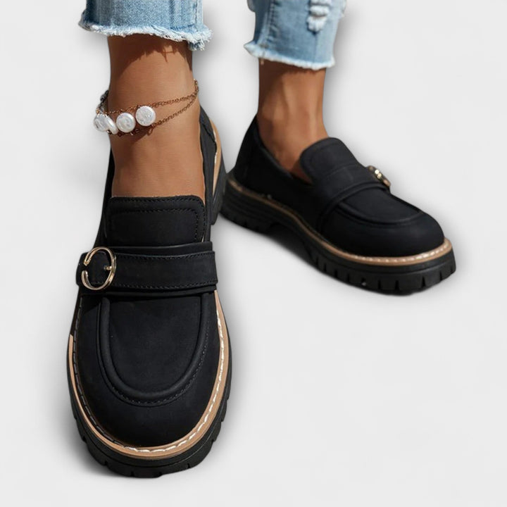 Lora – Elegant Light Moccasins with Rounded Toe for Exceptional Comfort