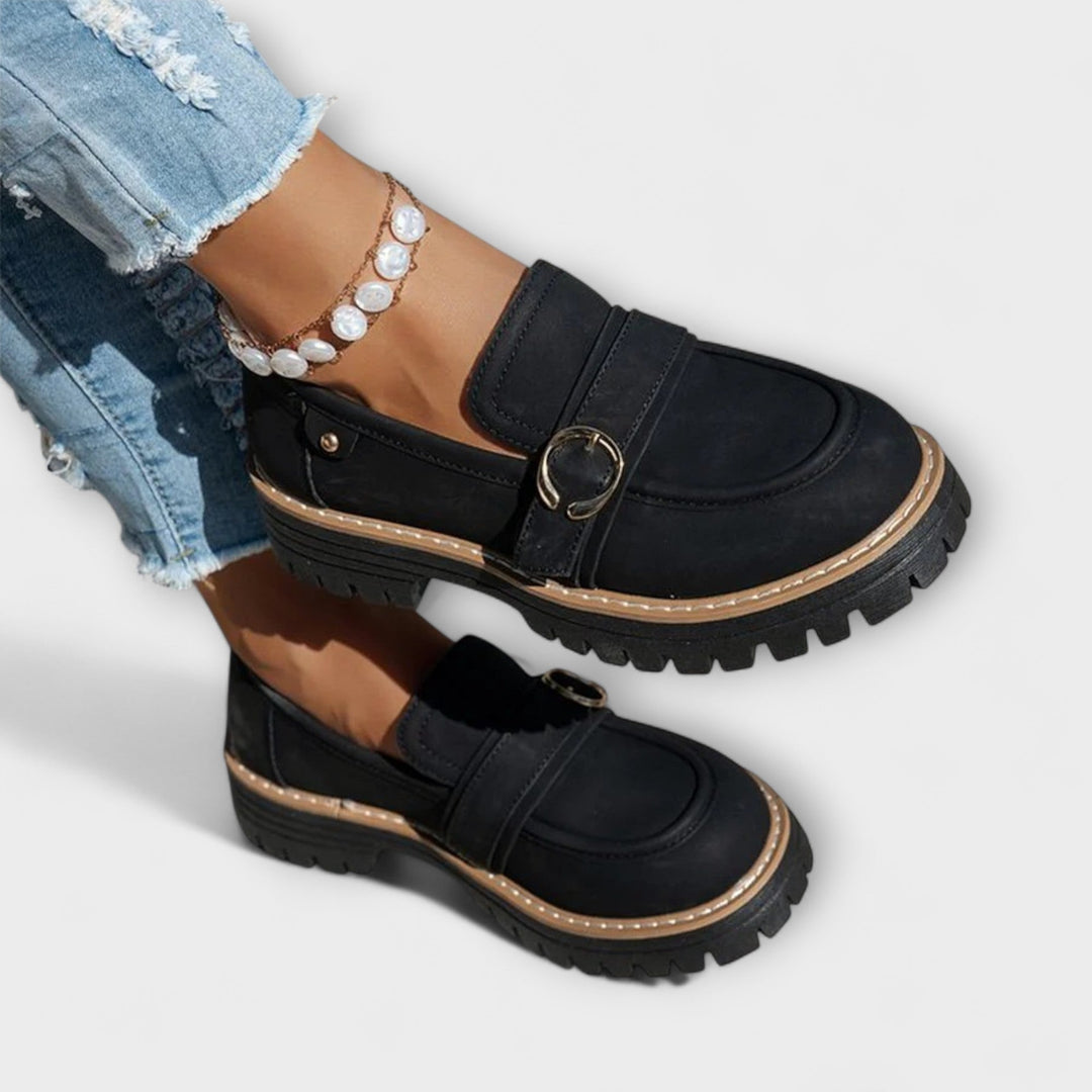 Lora – Elegant Light Moccasins with Rounded Toe for Exceptional Comfort