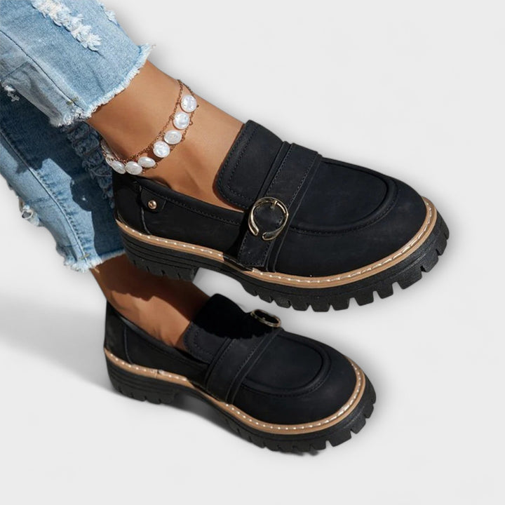 Lora – Elegant Light Moccasins with Rounded Toe for Exceptional Comfort