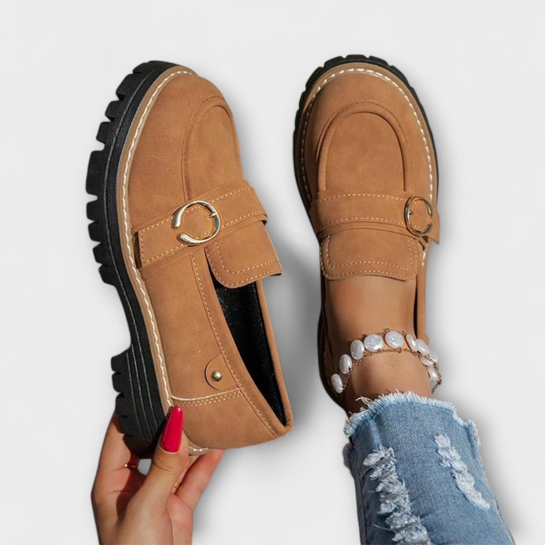 Lora – Elegant Light Moccasins with Rounded Toe for Exceptional Comfort