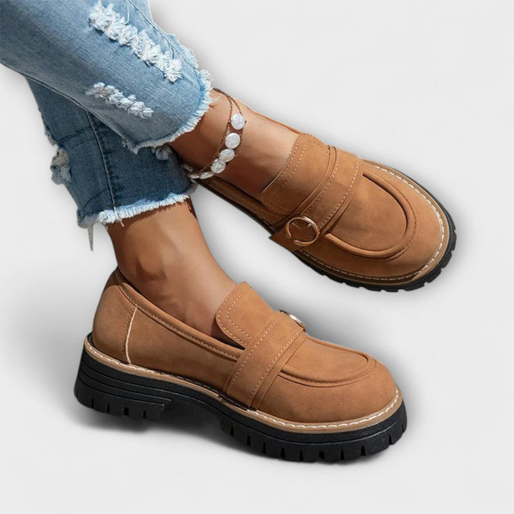 Lora – Elegant Light Moccasins with Rounded Toe for Exceptional Comfort