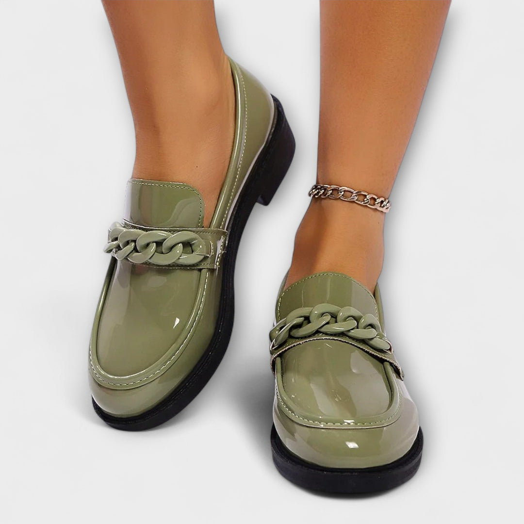 Lumi – Round Teen Formal and Casual Loafers for a Trendy and Comfortable Street Style