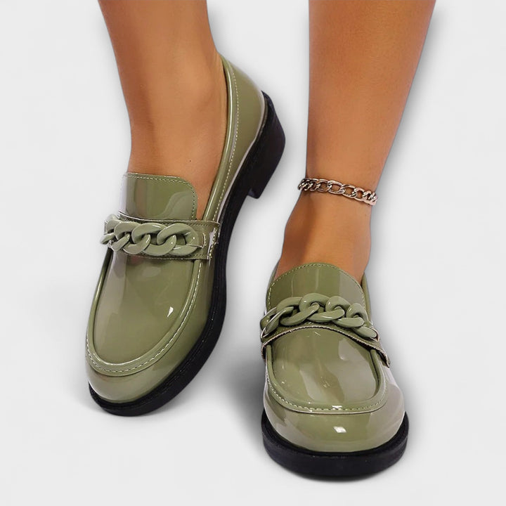 Lumi – Round Teen Formal and Casual Loafers for a Trendy and Comfortable Street Style