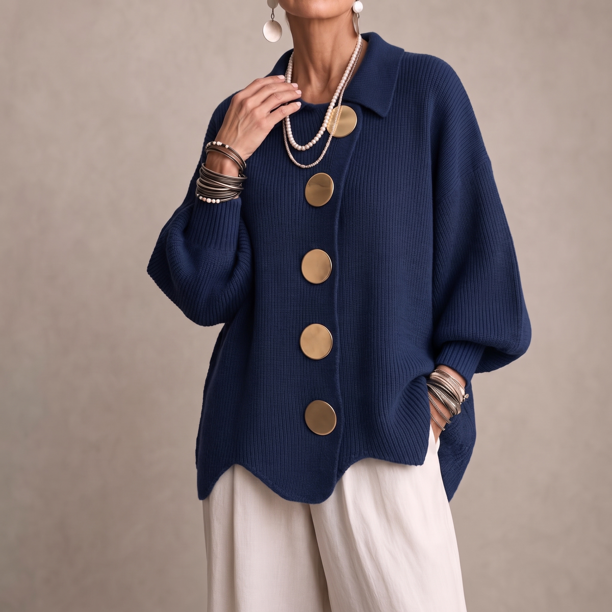 Wearbella – Scalloped Hem Chunky Collared Cardigan