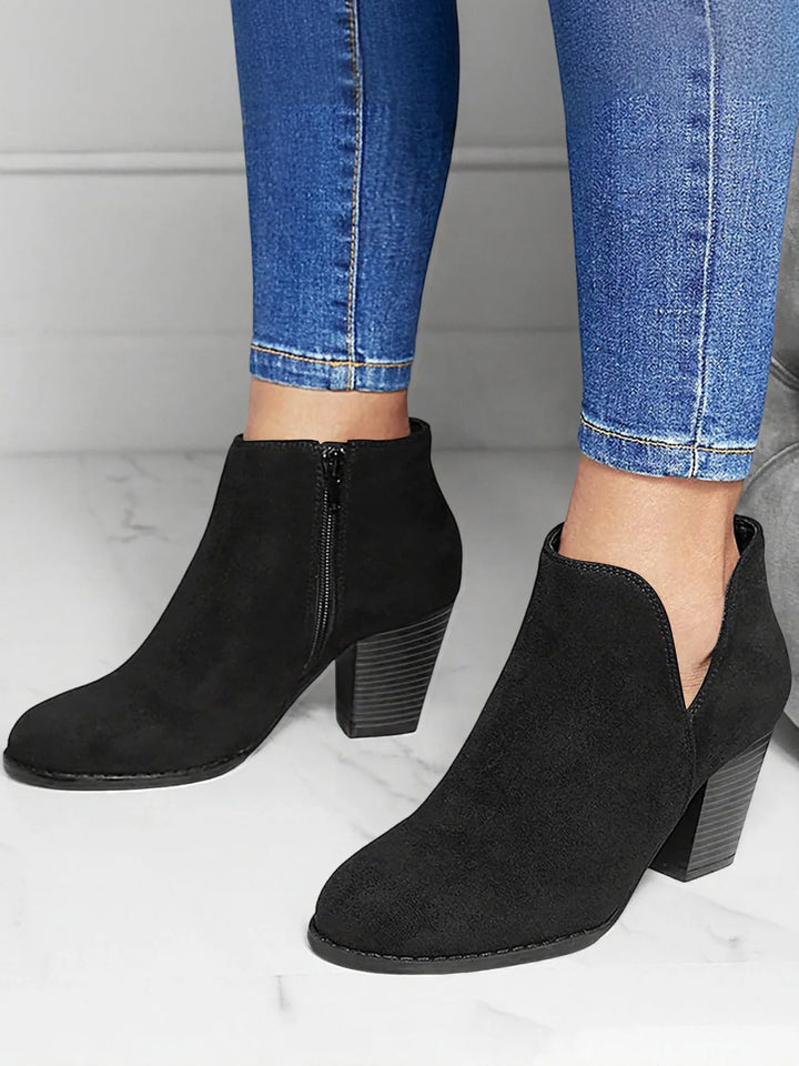 POINTED ANKLE BOOT WITH SUEDE EFFECT