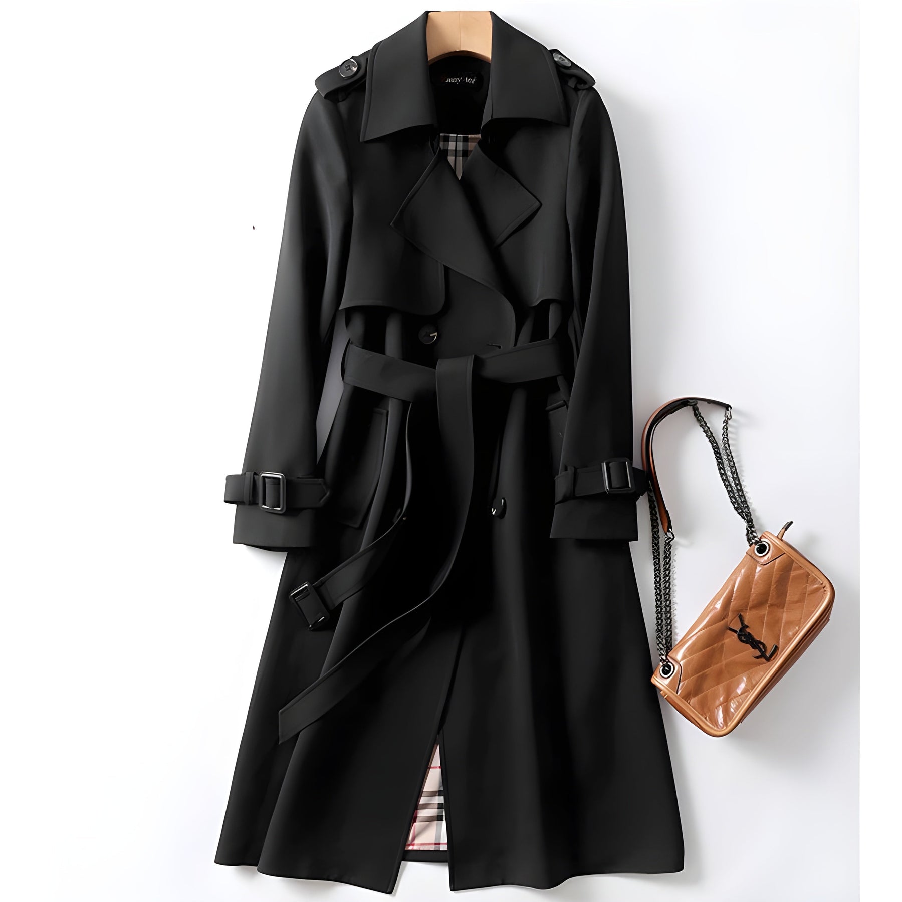 Jade | Trench-coat chic
